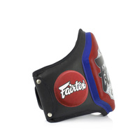 FAIRTEX - Triple Champ Microfibre Belly Pad (BPV3) - White w/ Red Front